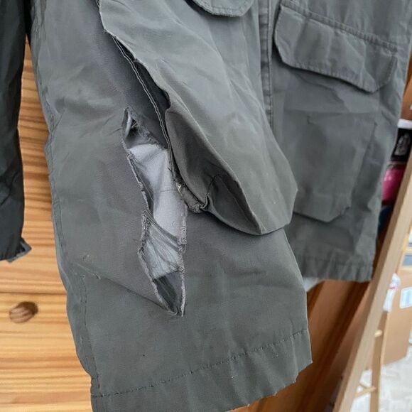 Vintage Woolrich Windbreaker Jacket - Picture 5 of 9